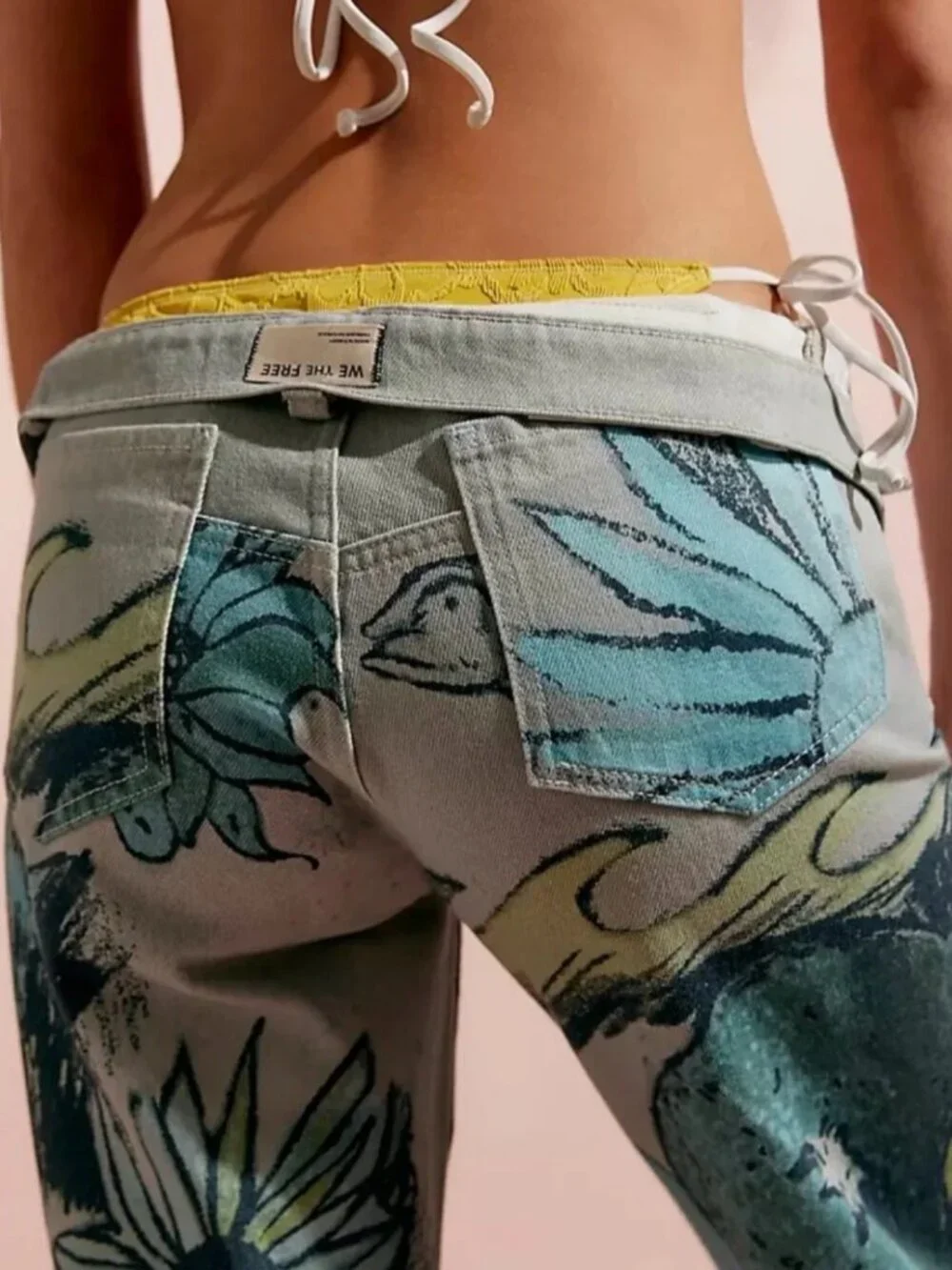 NWT Free People Tinsley Printed Straight Leg Jeans in Seashore Combo - Picture 4 of 10